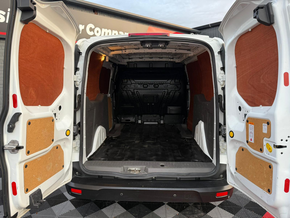 2021 Ford Transit Connect 210 TREND TDCI LWB , ONLY 49K MILES , REVERSE CAMERA , PARKING SENSORS , PLY LINED , FRESHLY SERVICED , NEW DOE ,  COLOUR CODED , FINANCE FROM €72 p/w & €3,450 DEPOSIT / TRADE IN. €14,950