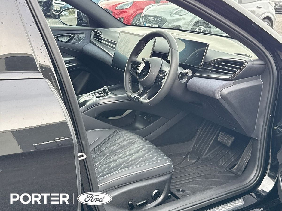 2025 BYD Seal - image 9