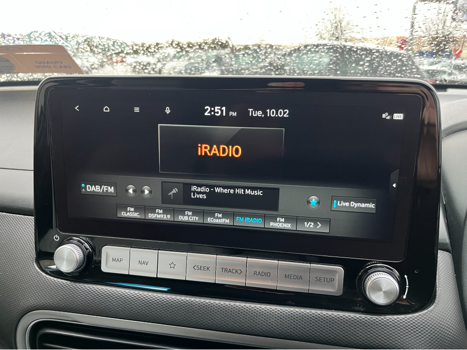 2023 Hyundai Kona KAUAI PREMIUM 64KWH EV //FULL LEATHER//HEATED SEATS AND STEERING WHEEL//REVERSE CAMERA//SAT NAV//KRELL SOUND SYSTEM// €23,950