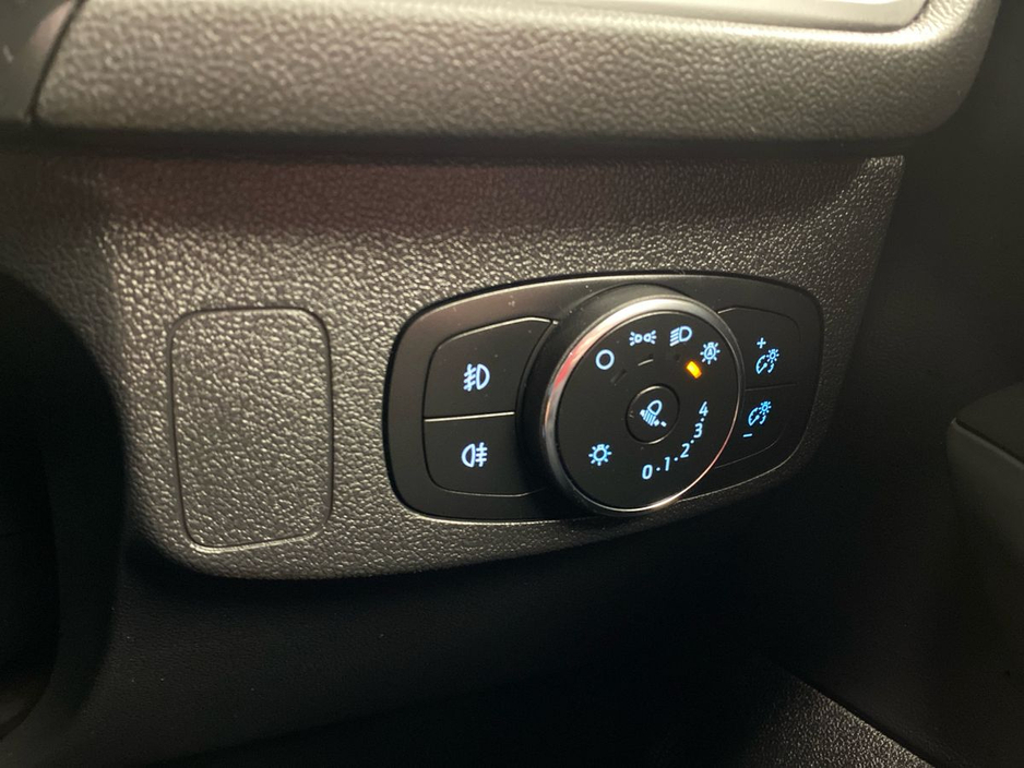 2023 Ford Focus - image 14