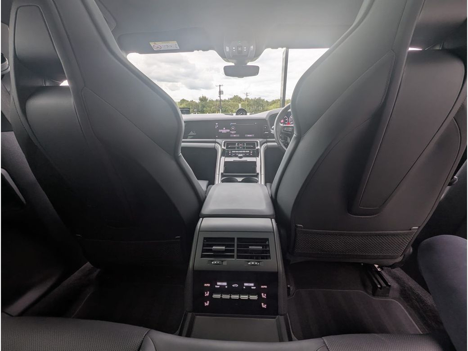 2025 Porsche Panamera Hybrid 4 - 4+1 Adaptive Cruise Control *ARRIVING SOON* €129,888