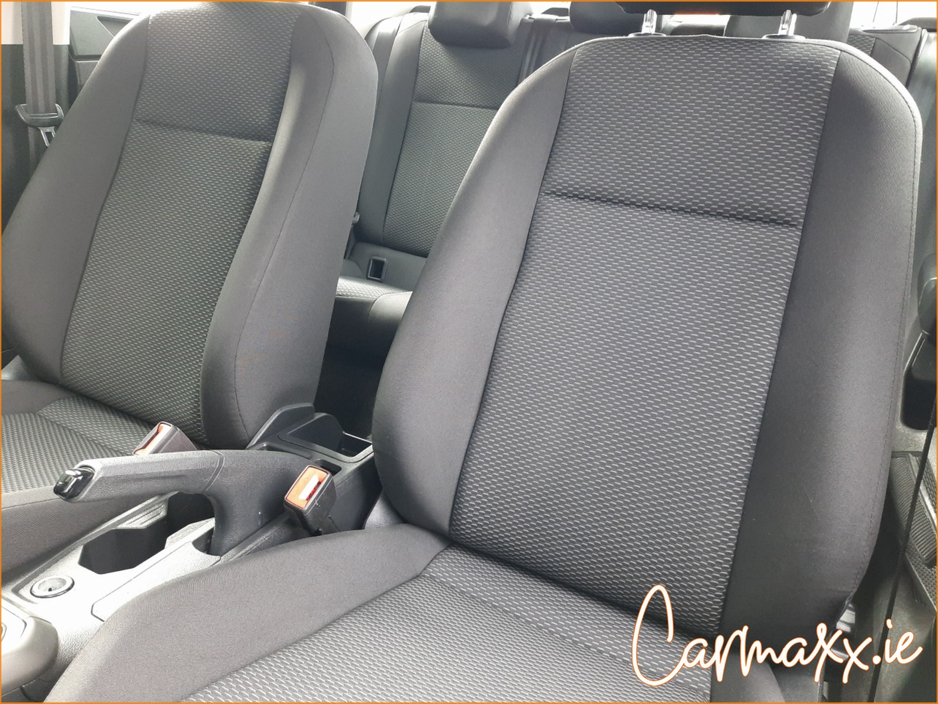 2019 Volkswagen Polo - image 24