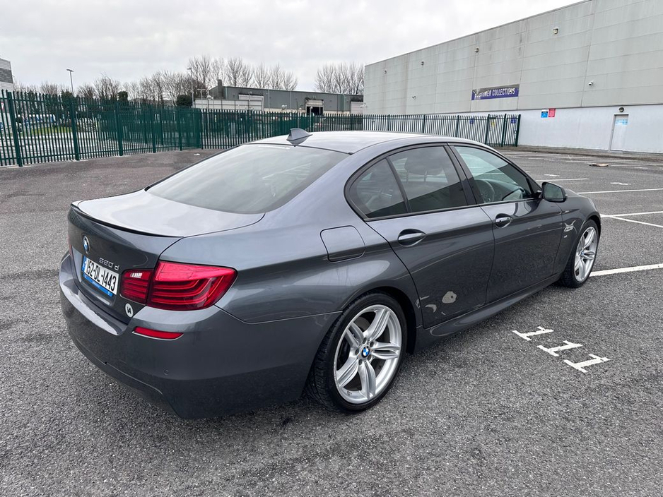 2015 BMW 5 Series - image 9