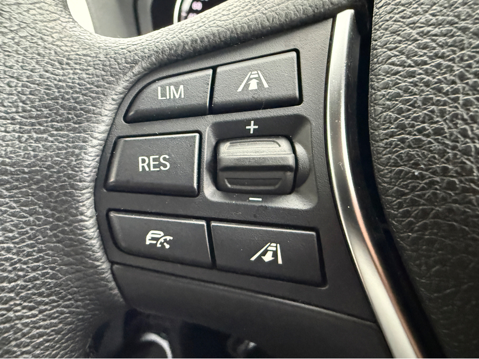 2018 BMW 1 Series STYLE 2.0 AUTO * 3 STAGE HEATED SEATS, SERVICE BOOK PRESENT WITH 4 SERVICE STAMPS, REAR VIEW CAMERA, PARKING SENSORS FRONT & REAR, ADAPTIVE CRUISE CONTROL, PART LEATHER TRIM, 2 KEYS, ISOFIX, * €18,950