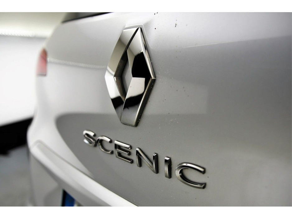 2018 Renault Scenic - image 30