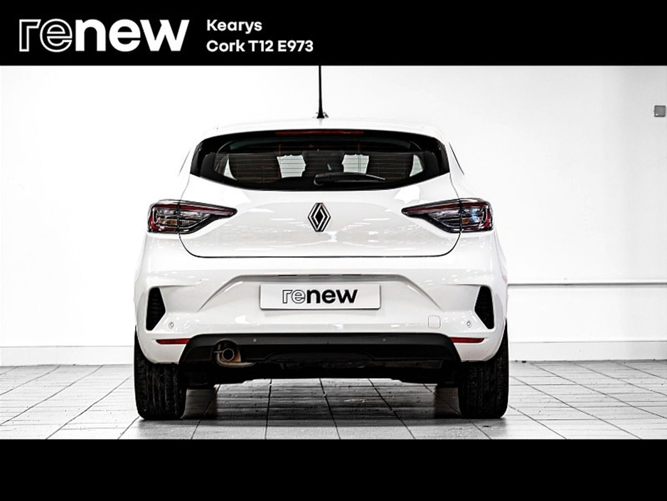 2025 Renault Clio - image 10