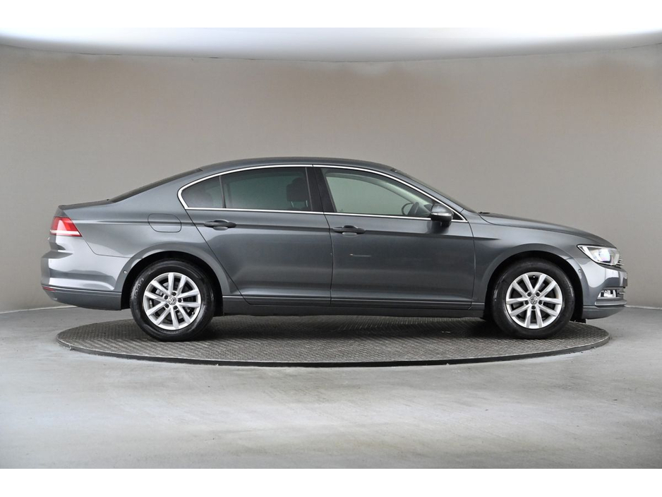 2016 Volkswagen Passat 1.6 TDI COMFORTLINE 120BHP M6F 6SPD €13,890