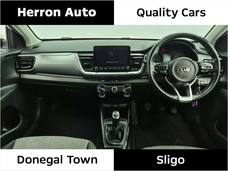 2021 Kia Stonic - image 4