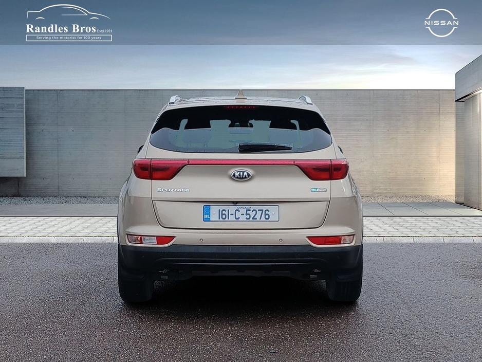 2016 Kia Sportage - image 8