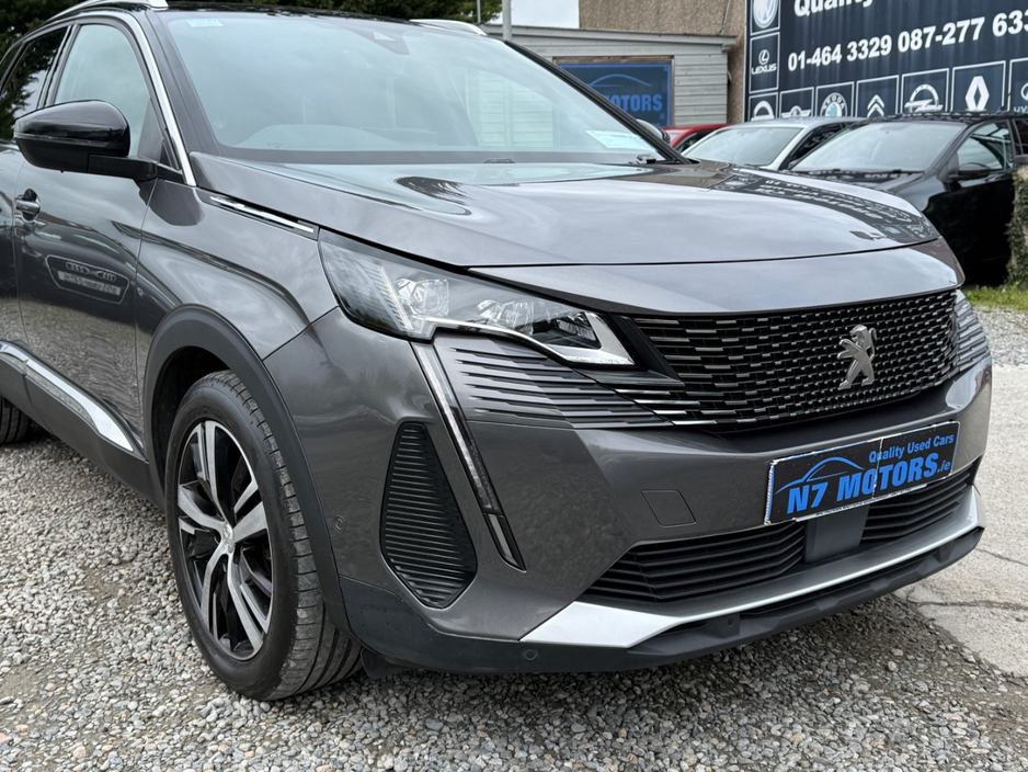 2021 Peugeot 3008 - image 10
