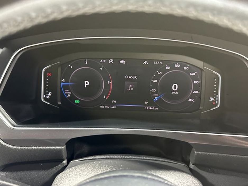 2020 Volkswagen Tiguan - image 17