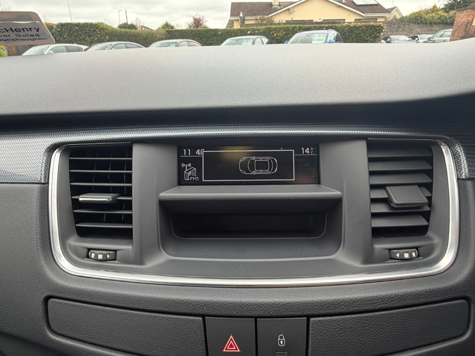 2013 Peugeot 508 - image 23