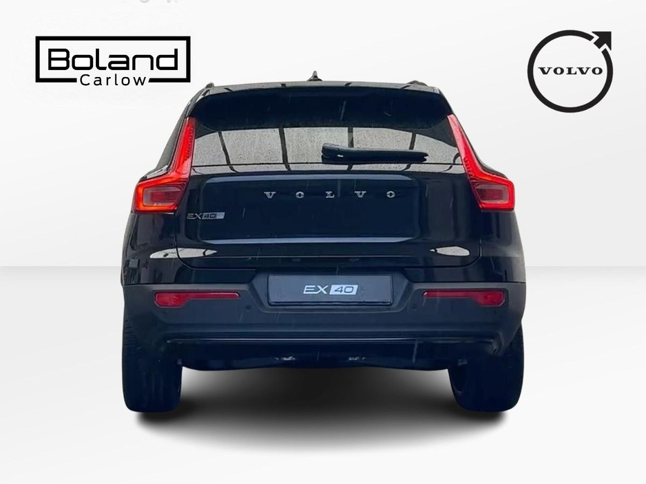 2026 Volvo EX40 - image 12