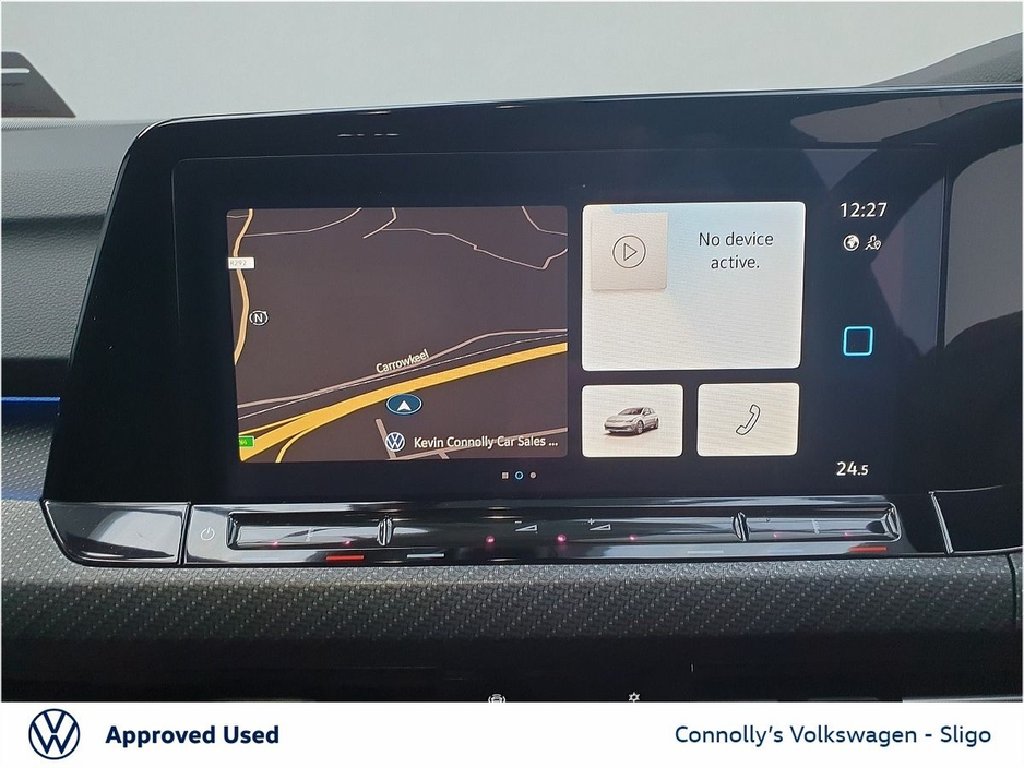 2022 Volkswagen Golf - image 17