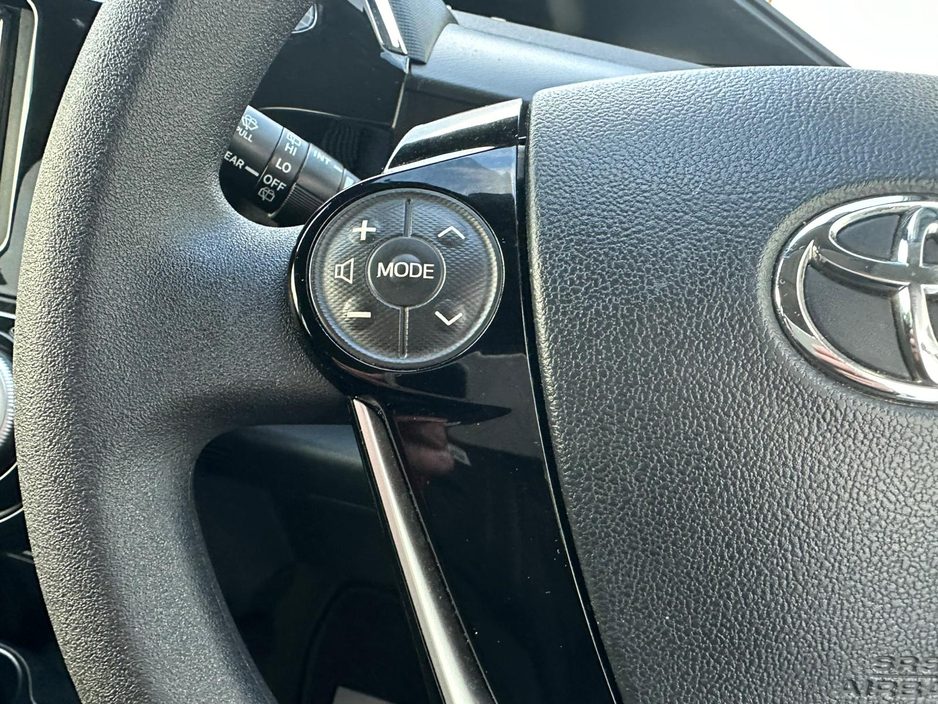 2019 Toyota Aqua 1.5 HYBRID 73 BHP €10,900