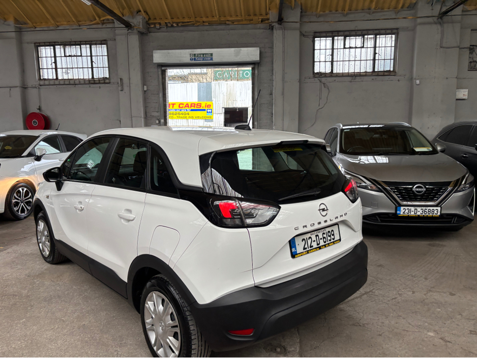 2021 Opel Crossland X - image 4
