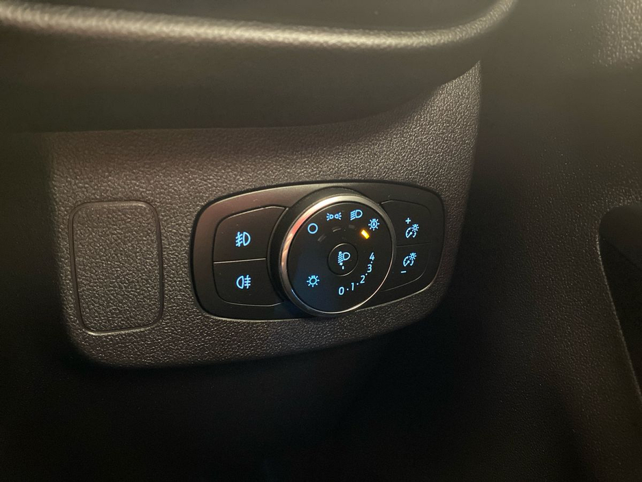 2023 Ford Puma - image 18