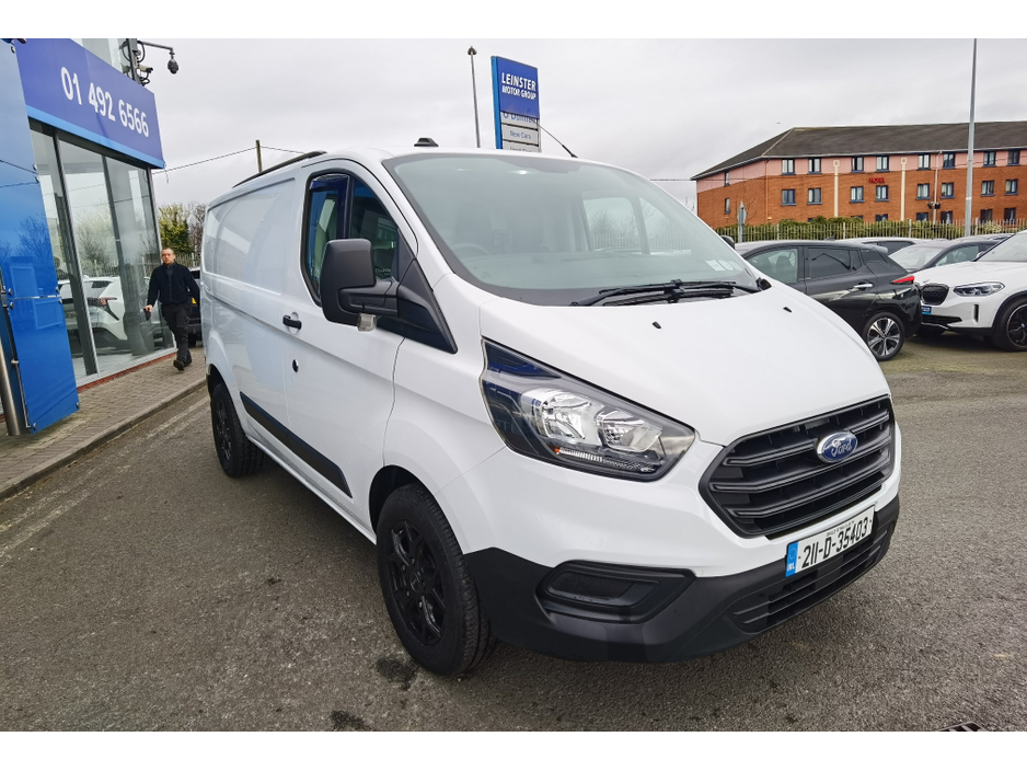 2021 Ford Transit Custom - image 3