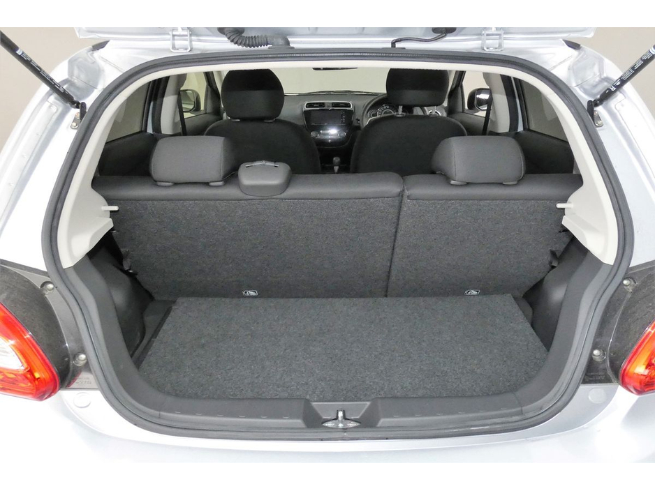 2019 Mitsubishi Mirage - image 24