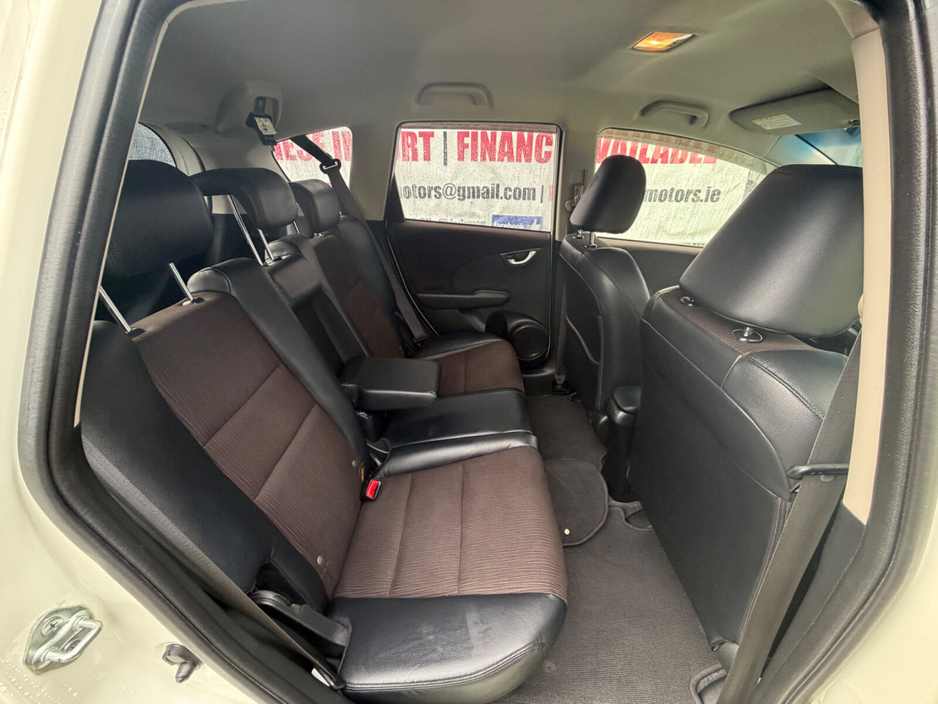 2013 Honda Fit  €7,000