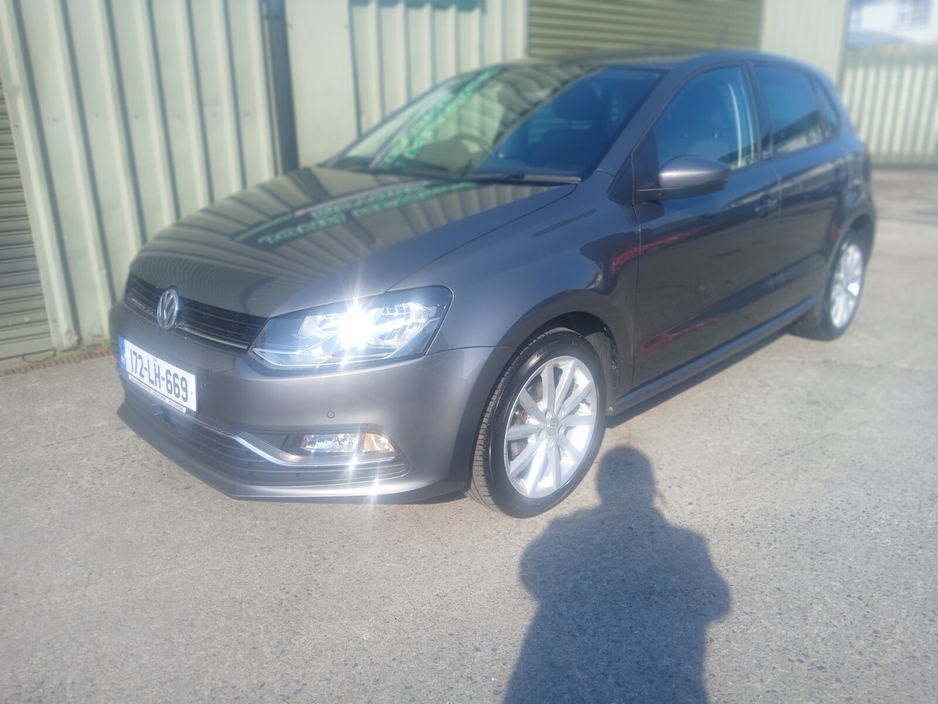 2017 Volkswagen Polo - image 12