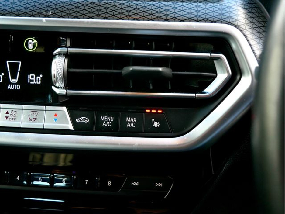 2024 BMW X3 - image 23