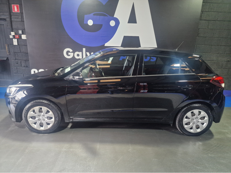 2017 Hyundai i20 - image 4