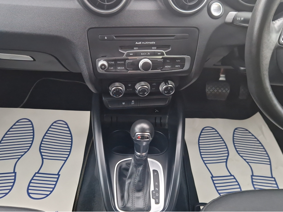 2015 Audi A1 - image 14