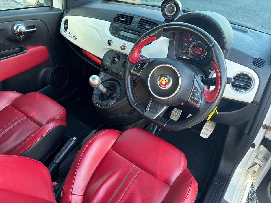 2013 Fiat 500 - image 6