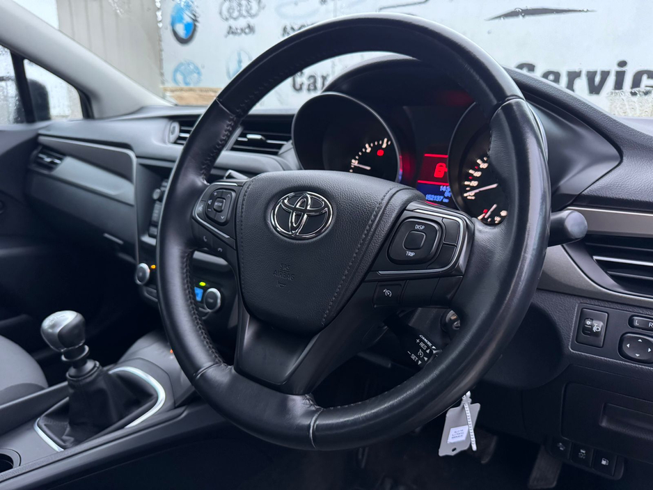 2015 Toyota Avensis 1.6 D AURA 4DR €8,950