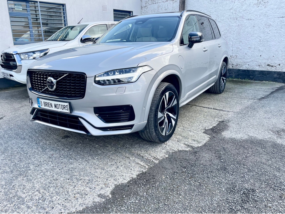 2023 Volvo XC90 - image 41