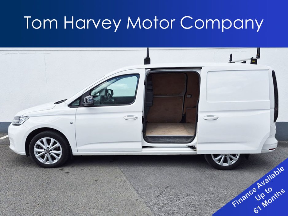 2023 Volkswagen Caddy - image 3