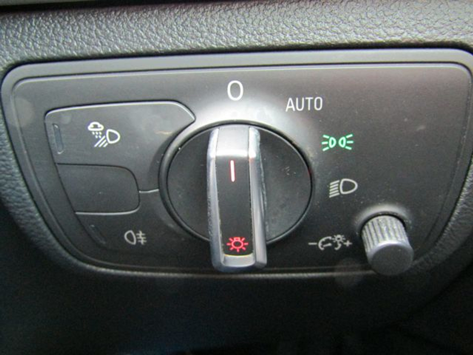 2012 Audi A7 - image 26