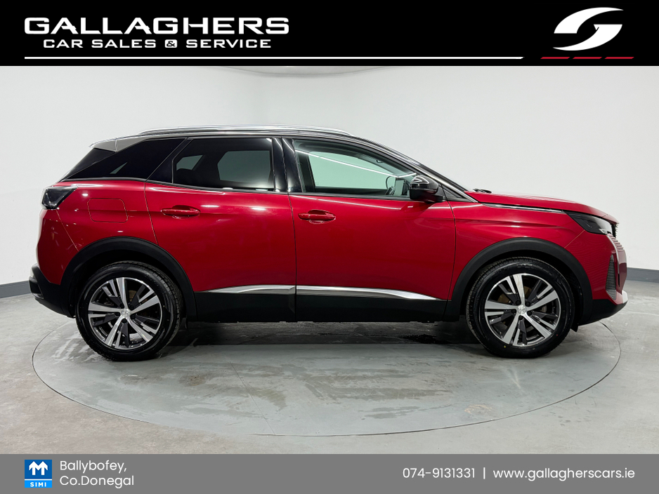 2022 Peugeot 3008 - image 3