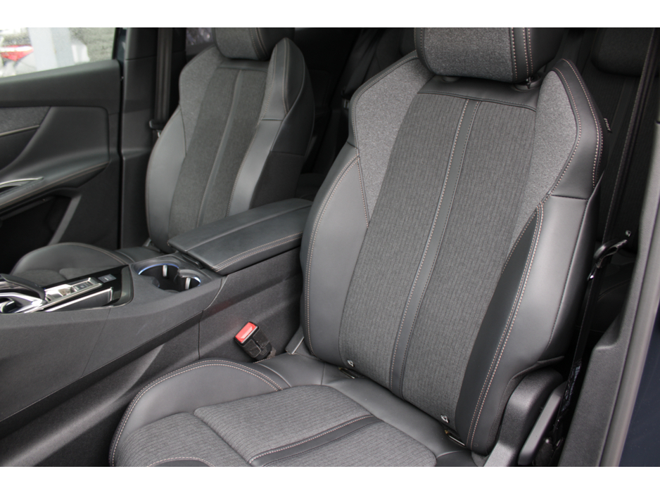 2020 Peugeot 3008 2.0HDI GT-LINE PLUS AUTOMATIC // IMMACULATE CONDITION THROUGHOUT // BUY WITH CONFIDENCE AA AND SIMI APPROVED DEALER 2025 // FINANCE ARRANGED // ALL TRADE INS WELCOME // €24,950