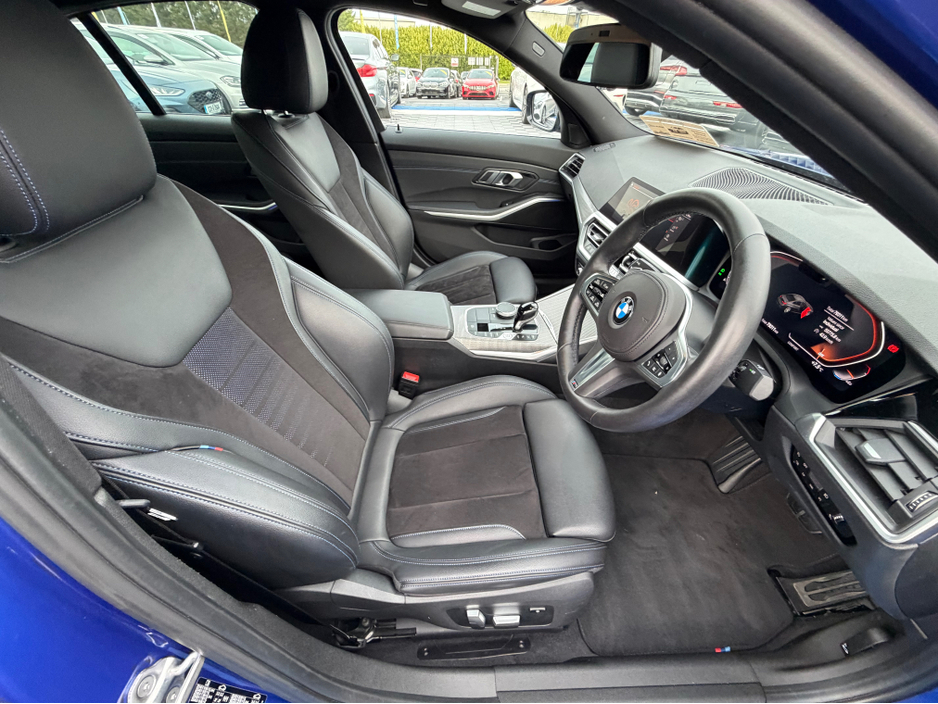 2020 BMW 3 Series - image 15