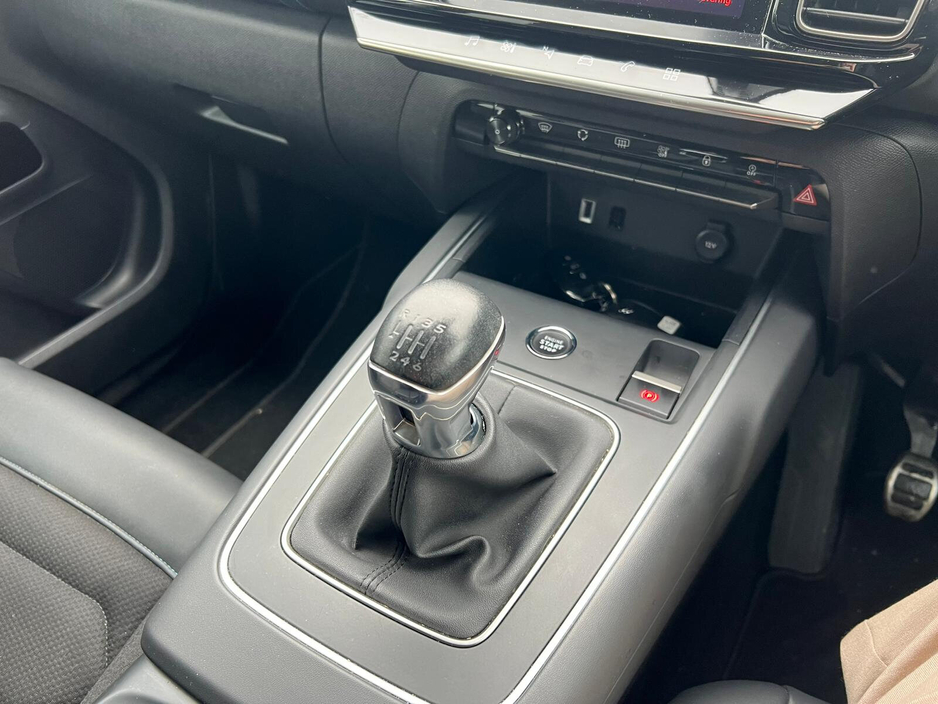 2023 Citroen C5 Aircross - image 14