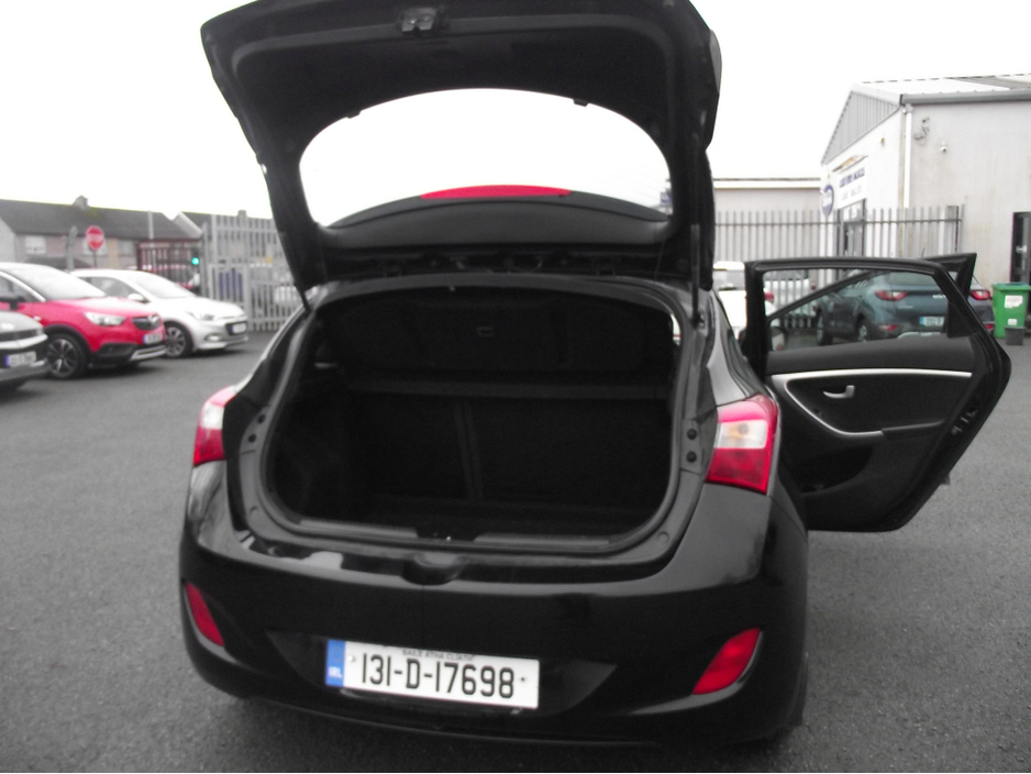 2013 Hyundai i30 1.6CRDI DELUXE 5DR €5,500
