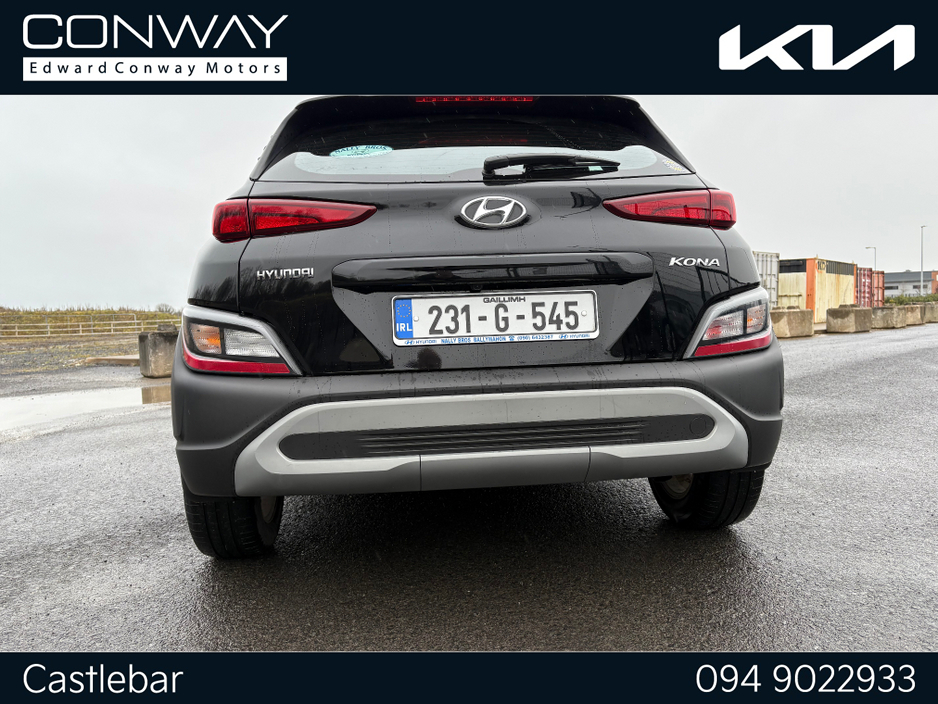 2023 Hyundai Kona - image 12