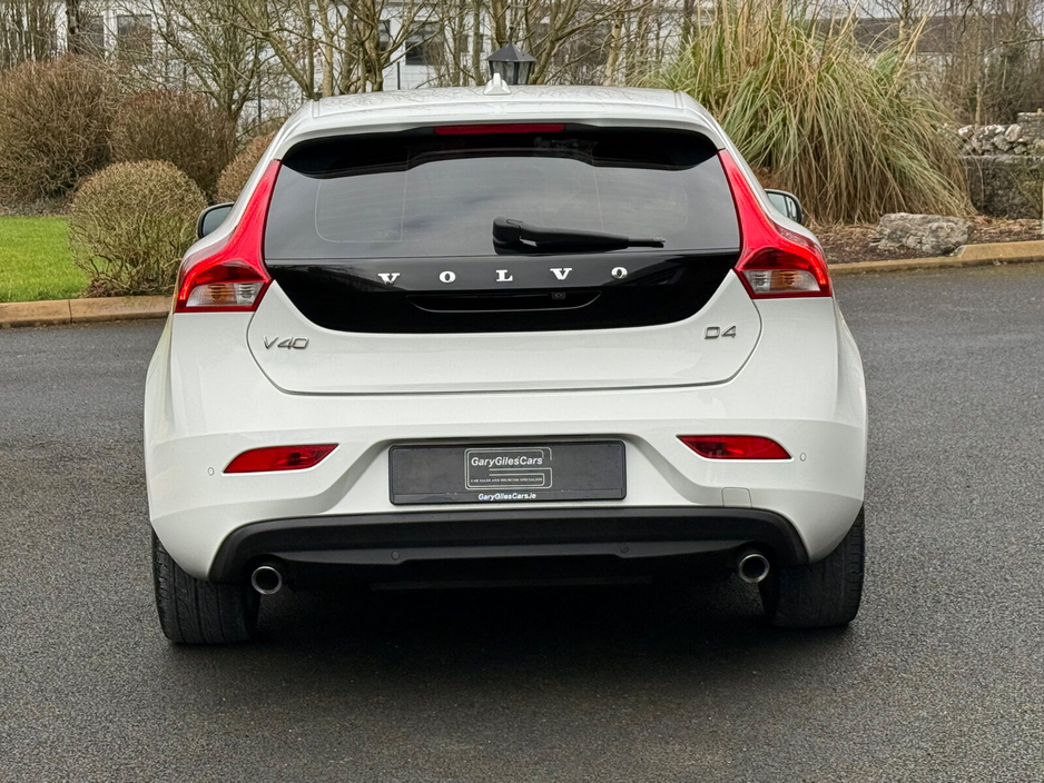 2018 Volvo V40 D2 (120hp) Momentum Edition Geartronic