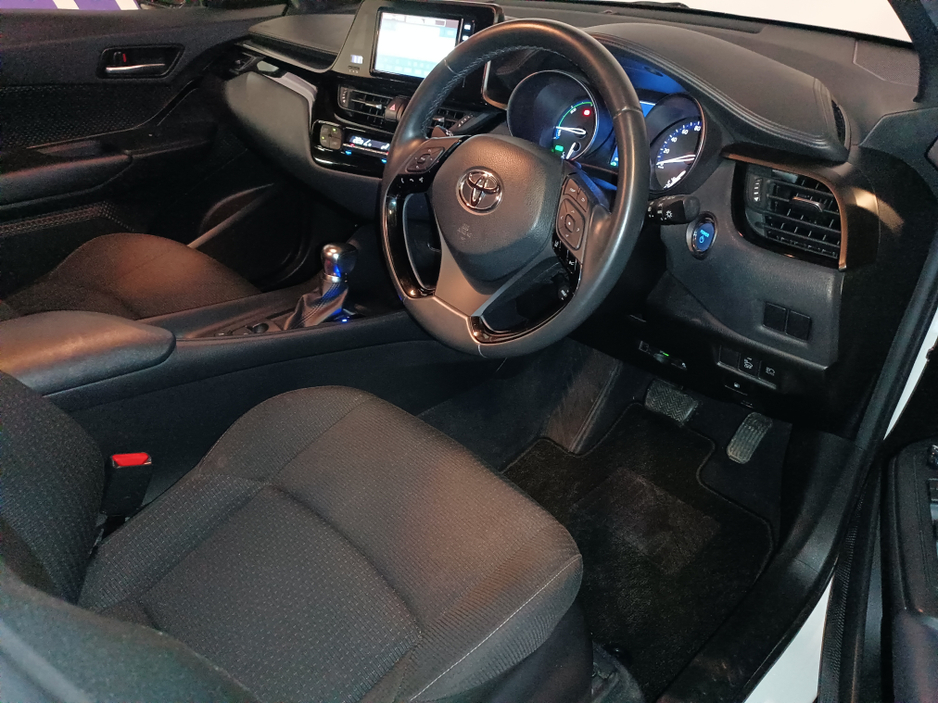 2019 Toyota C-HR 192 (2yr Warranty) 1.8 Petrol Hybrid Automatic €19,950