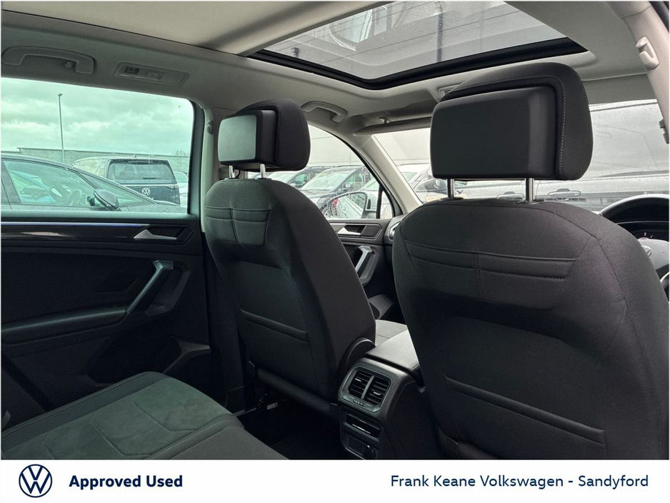 2024 Volkswagen Tiguan 1.4 TSI PHEV 245HP Elegance AUTO @Frank Keane Volkswagen South Dublin €42,945
