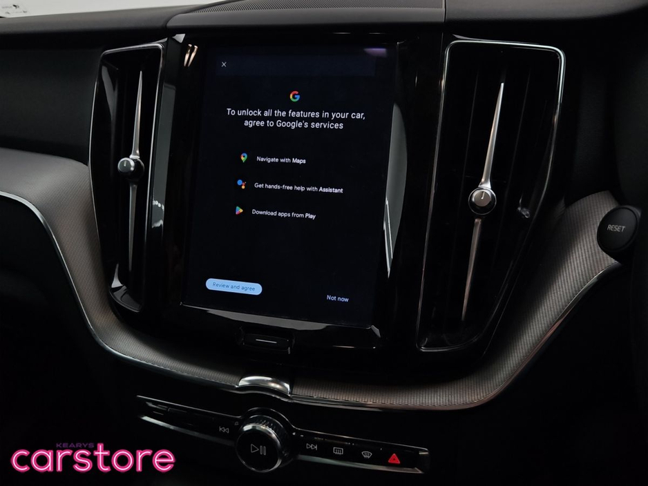 2022 Volvo XC60 Xc60 Core T6 Recharge Awd Auto Core Recharge T6 350 253+145 Twin Engine 18.8 kWh PHEV Start/Stop