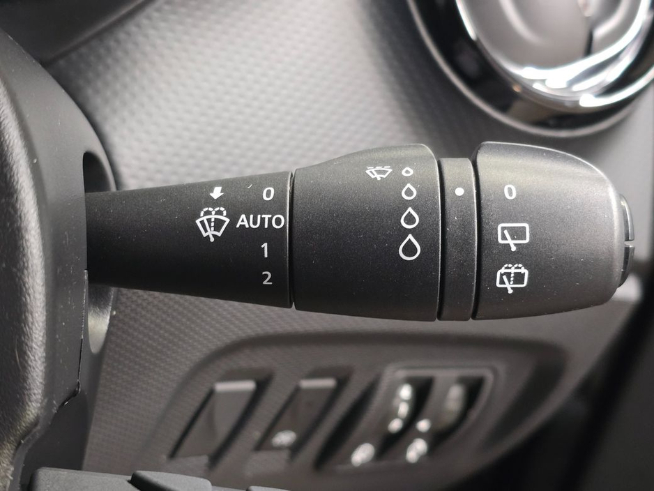 2014 Renault Captur Dynamique Media Nav 1.0 Petrol 5DR H/B * Great Spec * €10,450