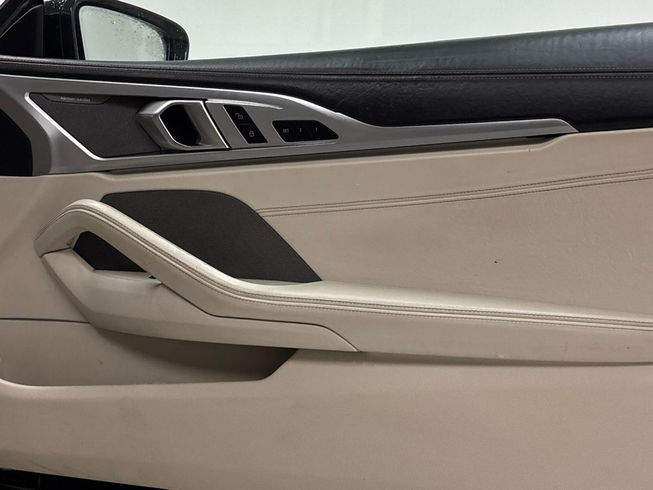 2019 BMW 8 Series - image 23