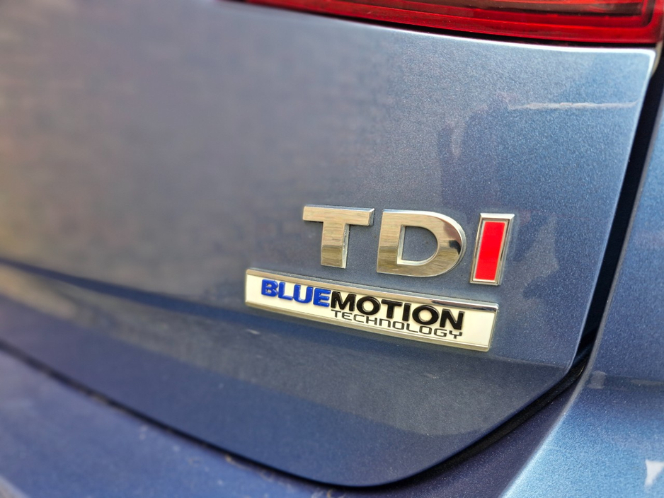 2017 Volkswagen Golf - image 26