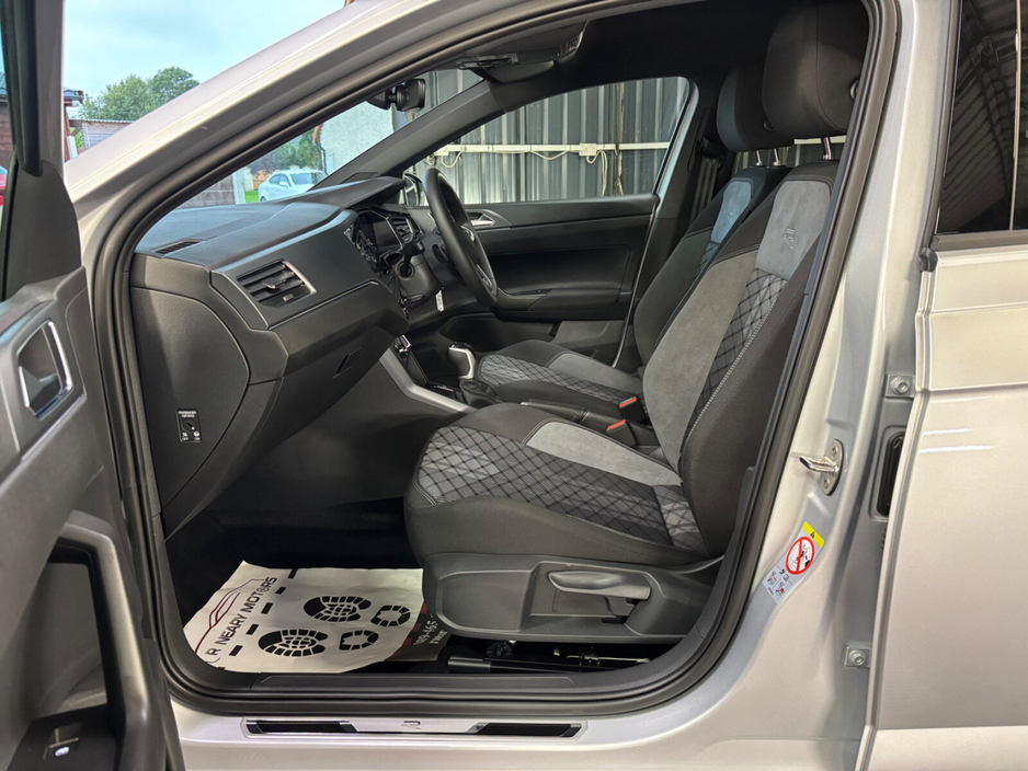 2025 Volkswagen Polo - image 19