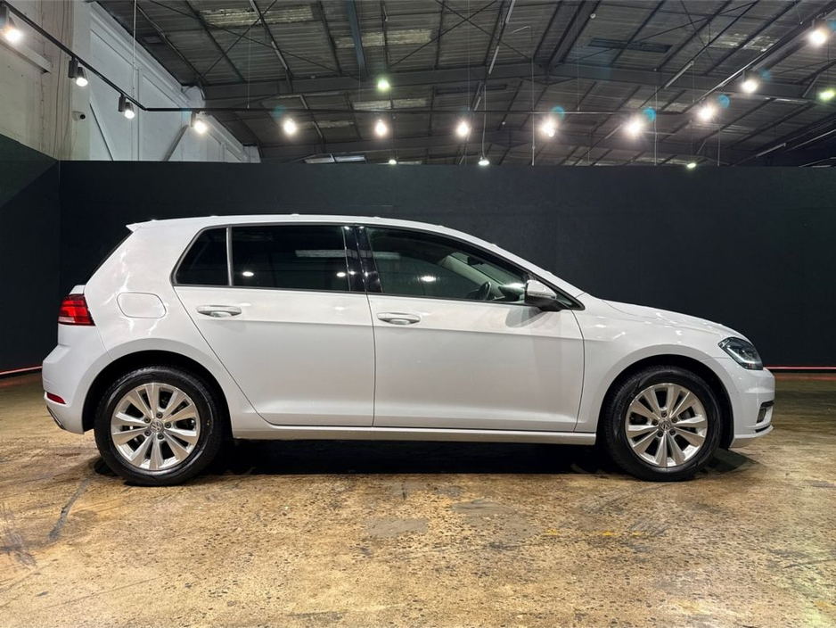 2018 Volkswagen Golf 1.2 AUTOMATIC TSI COMFORT LINE - FACTORY ALLOYS - REVERSE CAMERA €17,950
