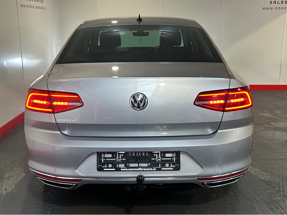 2018 Volkswagen Passat HIGHLINE R Line 1.6 TDI MANUAL 6SPEED FWD 120HP 4DR €18,950