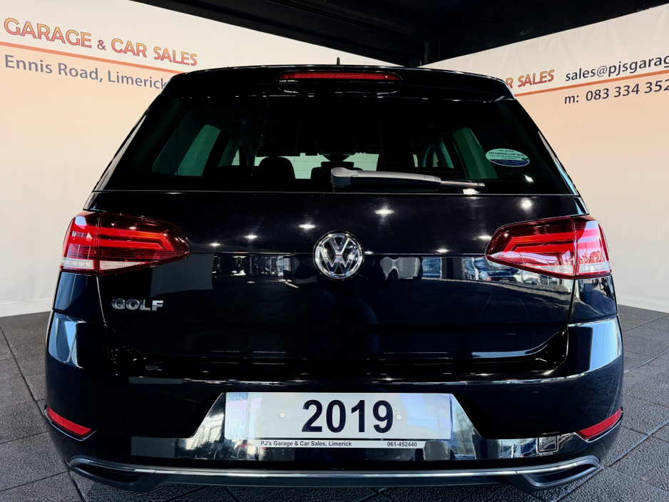 2019 Volkswagen Golf - image 6